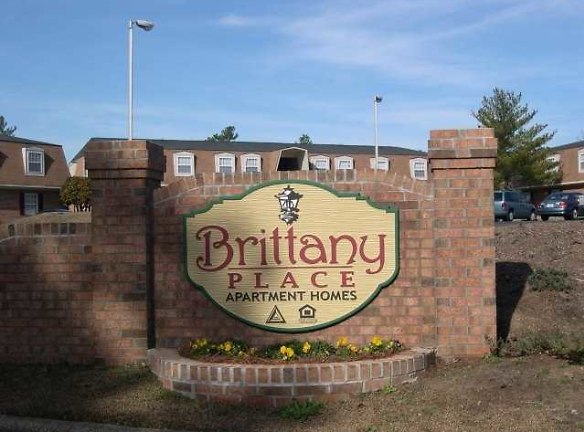 Brittany Place Apartments - Fayetteville, NC
