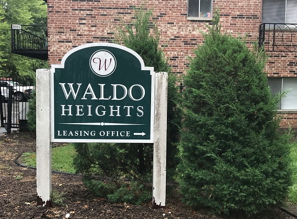 Waldo Heights Apartments - Kansas City, MO