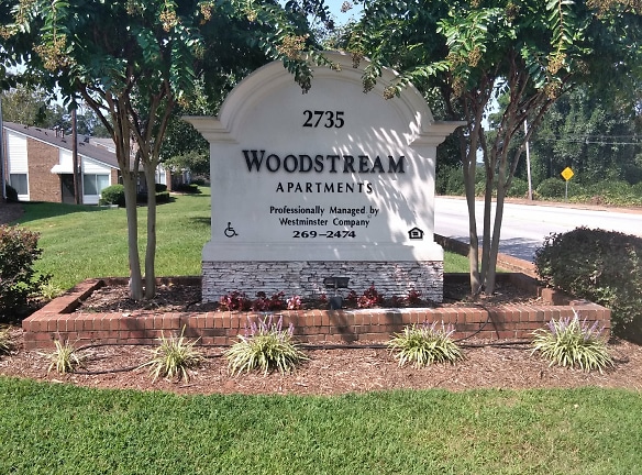 Woodstream Apartments - Greenville, SC