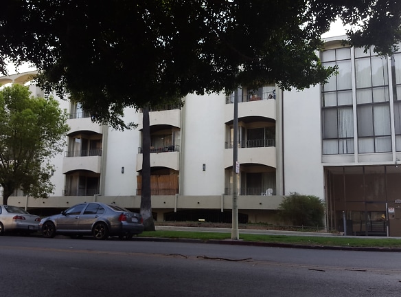 Saint Andrews Apartments - Los Angeles, CA