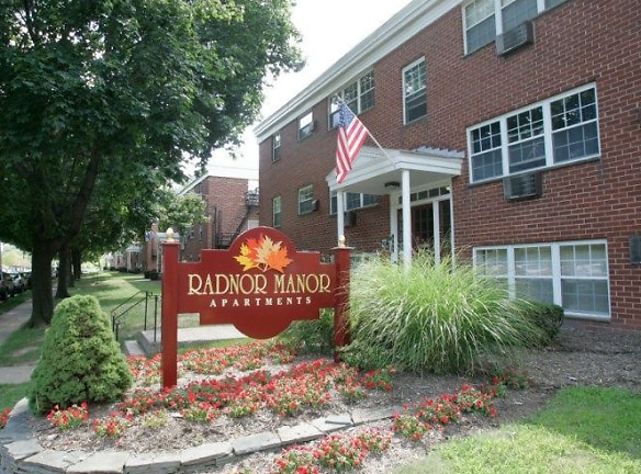 Radnor Manor Apartments - Fair Lawn, NJ