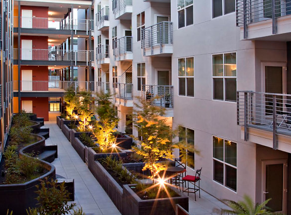 Avalon Ocean Avenue Apartments - San Francisco, CA