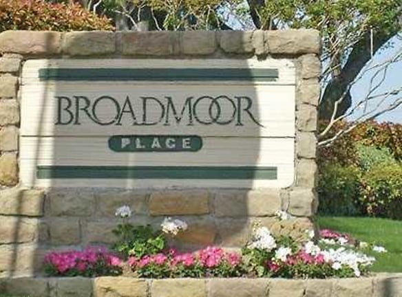 Broadmoor Place - Irving, TX
