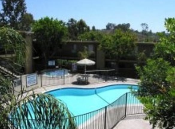 Parkview Village Apartments - Poway, CA