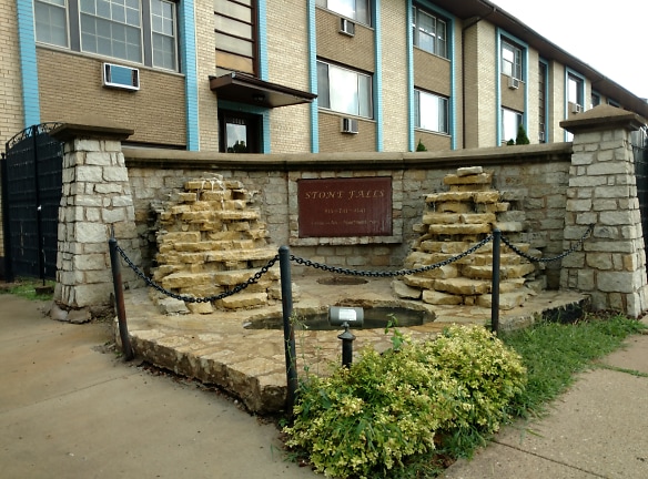 Stone Falls Apartments - Joliet, IL