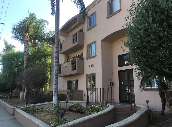 The Grand Villas At Whitsett Apartments - North Hollywood, CA