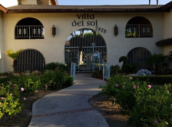 Villa Del Sol Apartments - Anaheim, CA