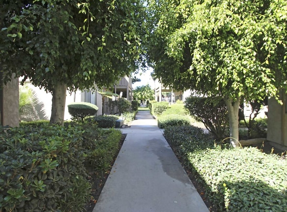 Shangri La Apartments - Anaheim, CA