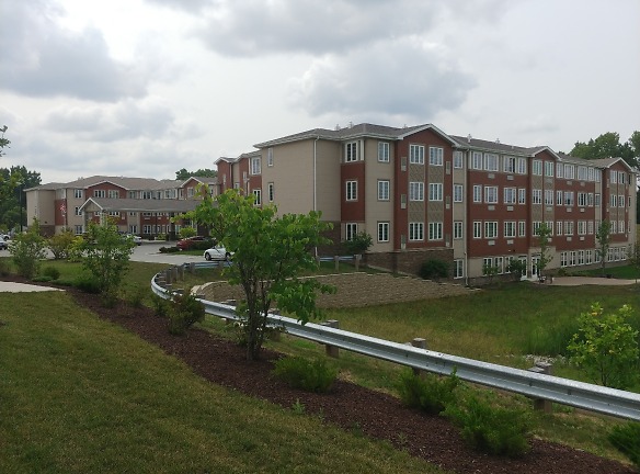 LACEY CREEK SUPPORTIVE LIVING FACILITY Apartments - Downers Grove, IL
