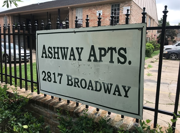Ashway Apartments - Houston, TX