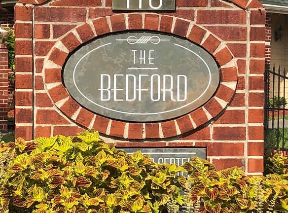 Bedford Apartments - Friendswood, TX