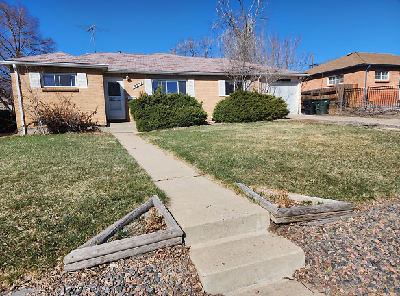 9231 Gaylord St - Thornton, CO