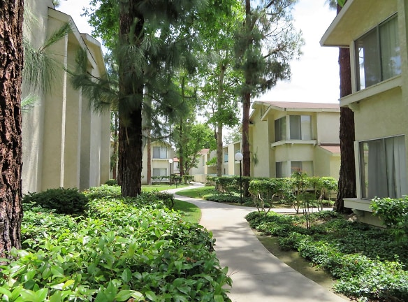 Jasmine Villas Apartments - Buena Park, CA