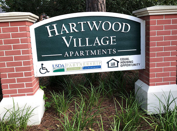 Hartwood Village Apartments - Hartsville, SC