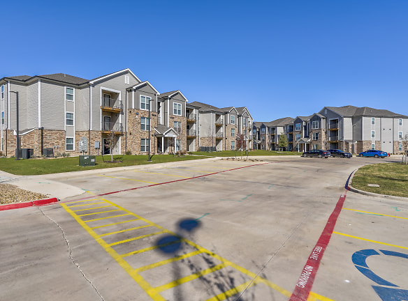 Juniper Pointe Apartments - Kaufman, TX