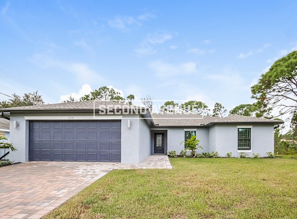 6351 Opa Locka Ln - North Port, FL