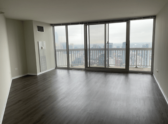 525 N State St unit 2305 - Chicago, IL