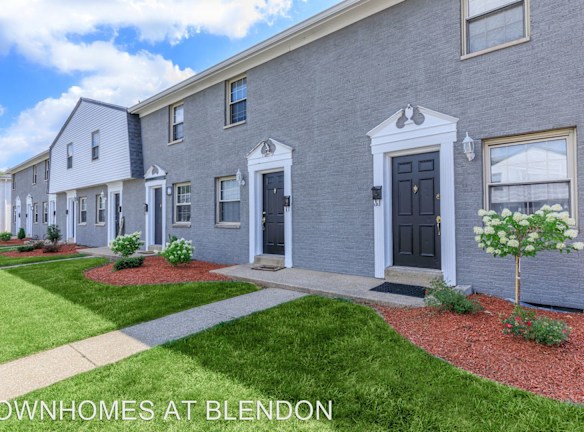 Townhomes At Blendon Apartments - Westerville, OH