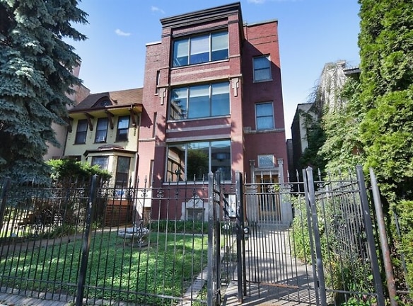 5838 N Kenmore Ave unit 2T - Chicago, IL