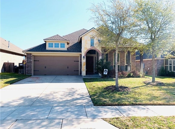 15313 Lowry Meadow Ln - College Station, TX