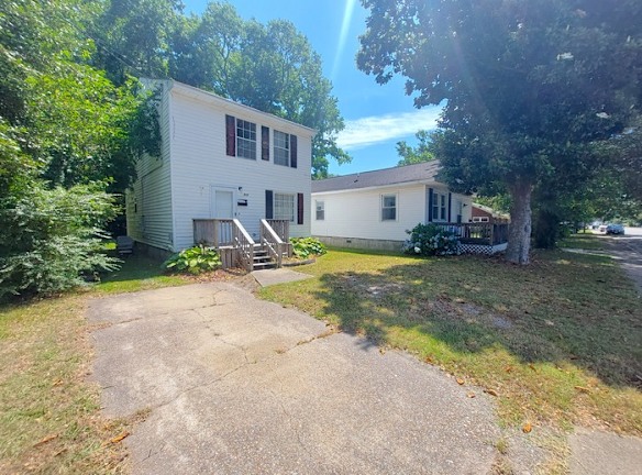 832 Westwood Ave - Hampton, VA