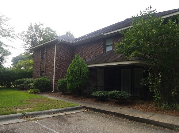 Tallywood Arms Apartments - Fayetteville, NC