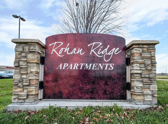 Rohan Ridge Apartments - Lawrence, KS