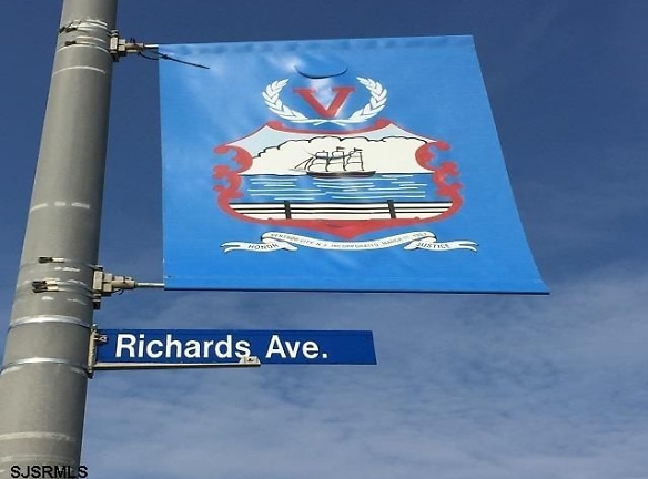100 S Richards Ave - Ventnor City, NJ