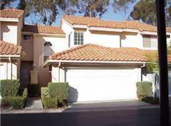 12470 Creekview Dr - San Diego, CA