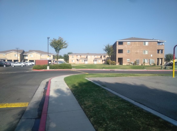 Govia Garden Apartments - Bakersfield, CA