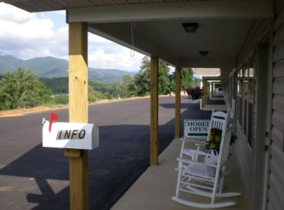 Ridgeline Apartments - Hayesville, NC