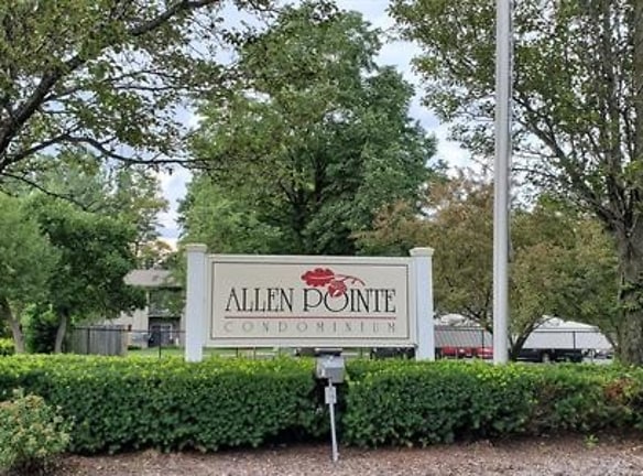 10065 Allen Pointe Dr - Allen Park, MI