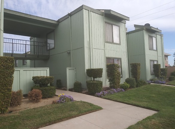 Greenwood Apartments - Selma, CA