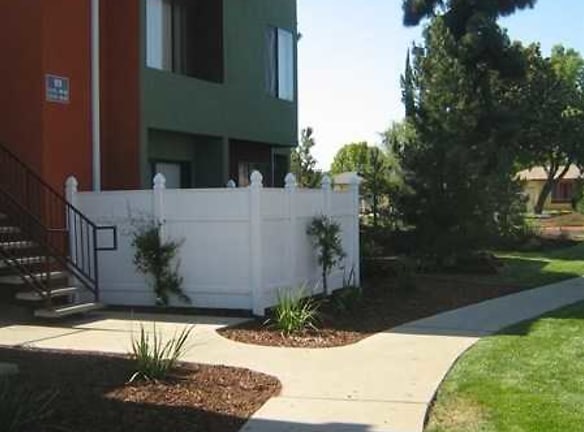 Hunter Place Apartments - Fresno, CA
