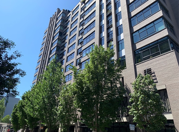The Elizabeth Apartments - Portland, OR