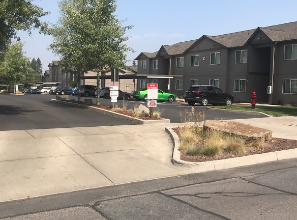 Eagle Landing Apartments - Bend, OR