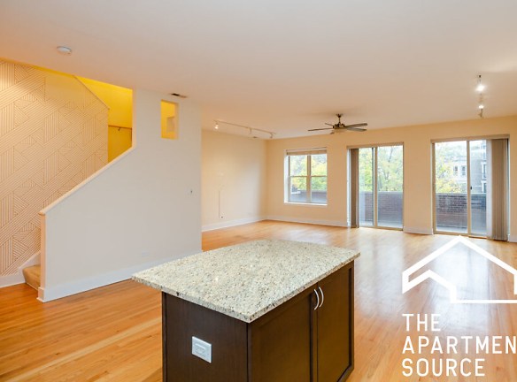 2504 N Willetts Ct unit 3S - Chicago, IL