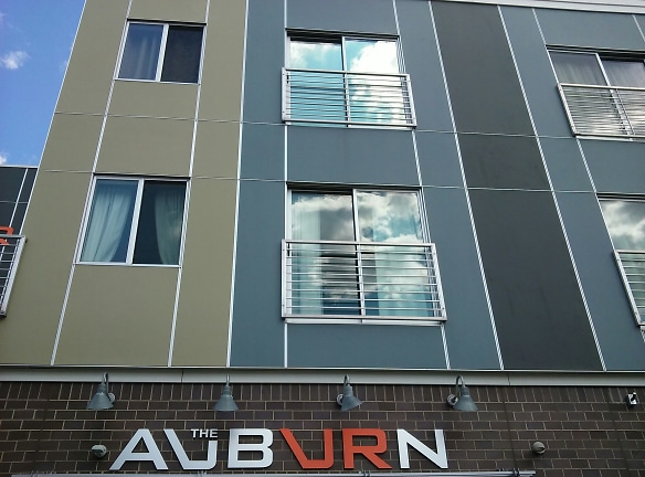 The Auburn Apartments - Detroit, MI