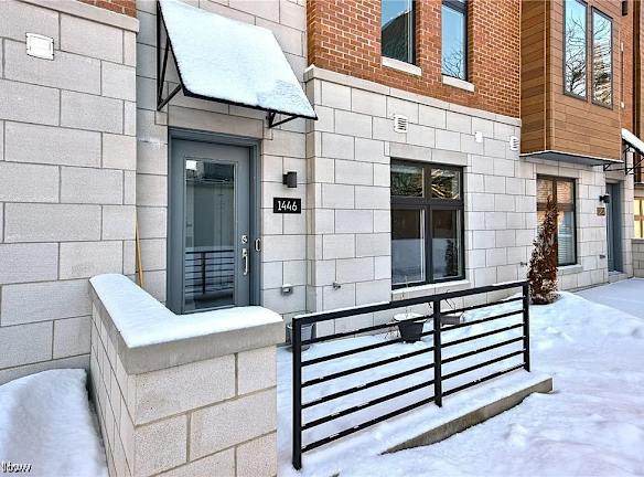 1446 E 14th St - Cleveland, OH