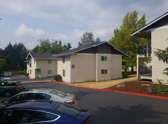 Woodland Commons Apartments - Bellevue, WA