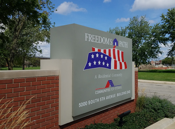 Freedom's Path Veterans Housing Apartments - Hines, IL