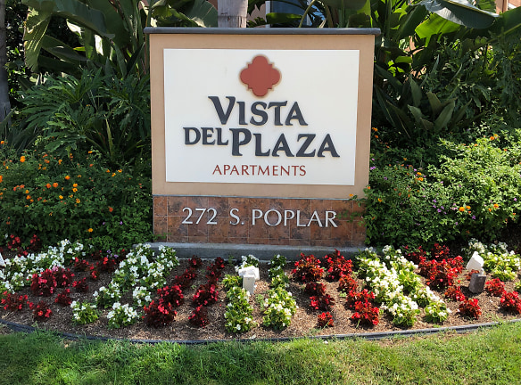Vista Del Plaza Apartments - Brea, CA