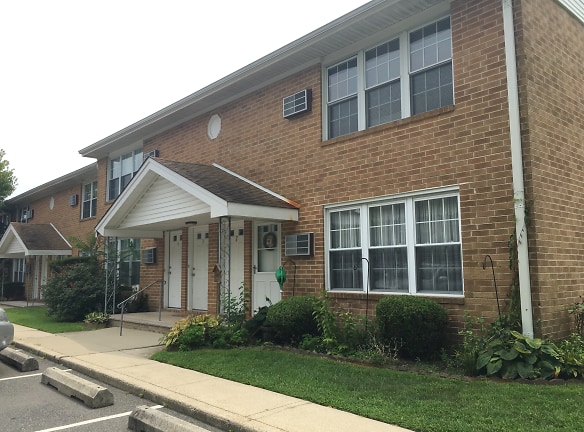 Ocean Heights Manor Apartments - Somers Point, NJ