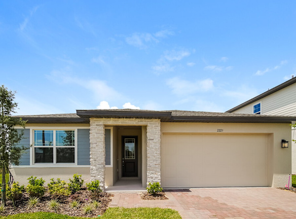 2223 Huntsman Ridge Rd - Minneola, FL