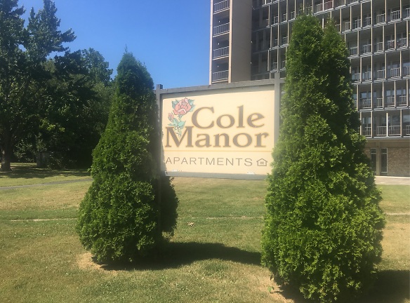 Cole Manor Apartments - Springfield, OH