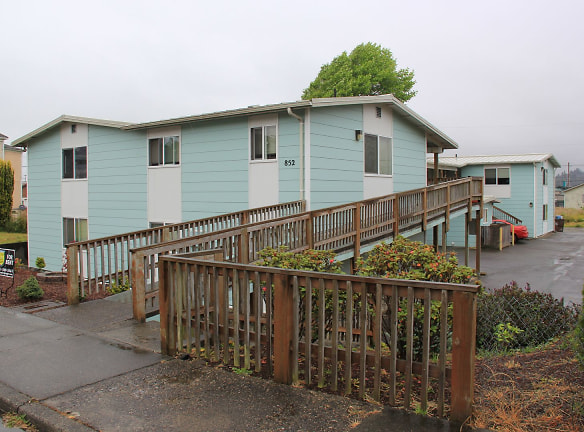 852 S 4th St unit 1-14 - Coos Bay, OR