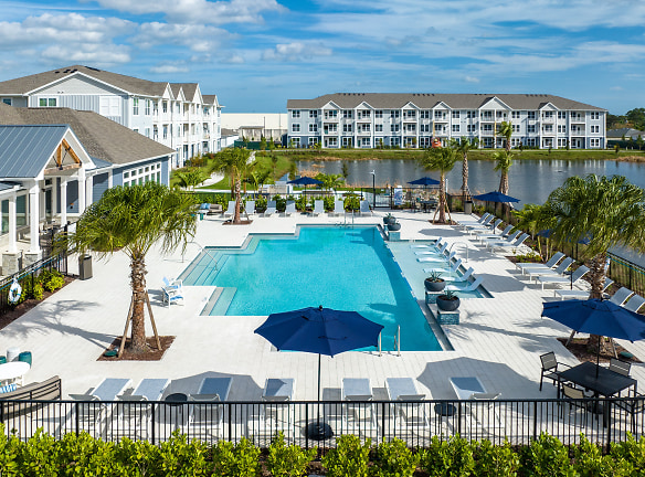 The Pointe At Palm Bay Apartments - Palm Bay, FL