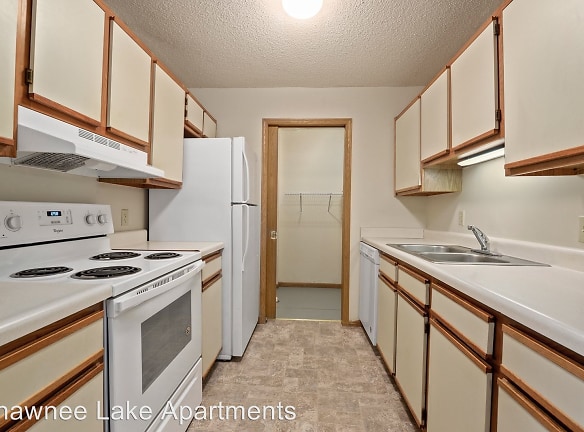 Shawnee Lake Apartments, LLC - Topeka, KS