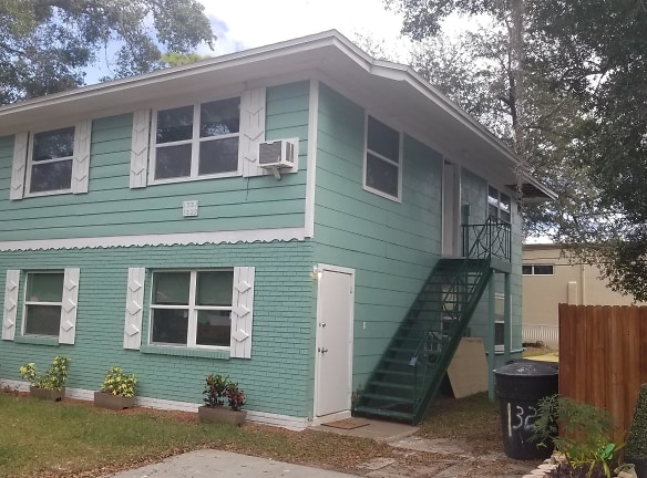1331 S Michigan Ave - Clearwater, FL