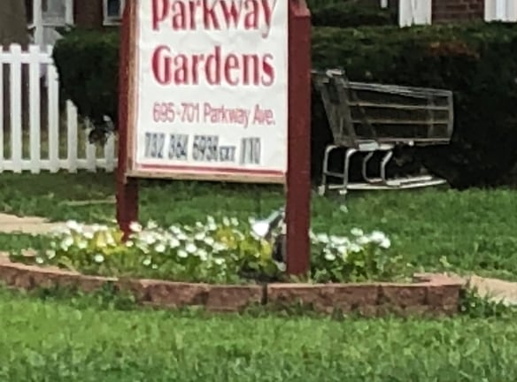 Parkway Gardens Apartments - Ewing, NJ
